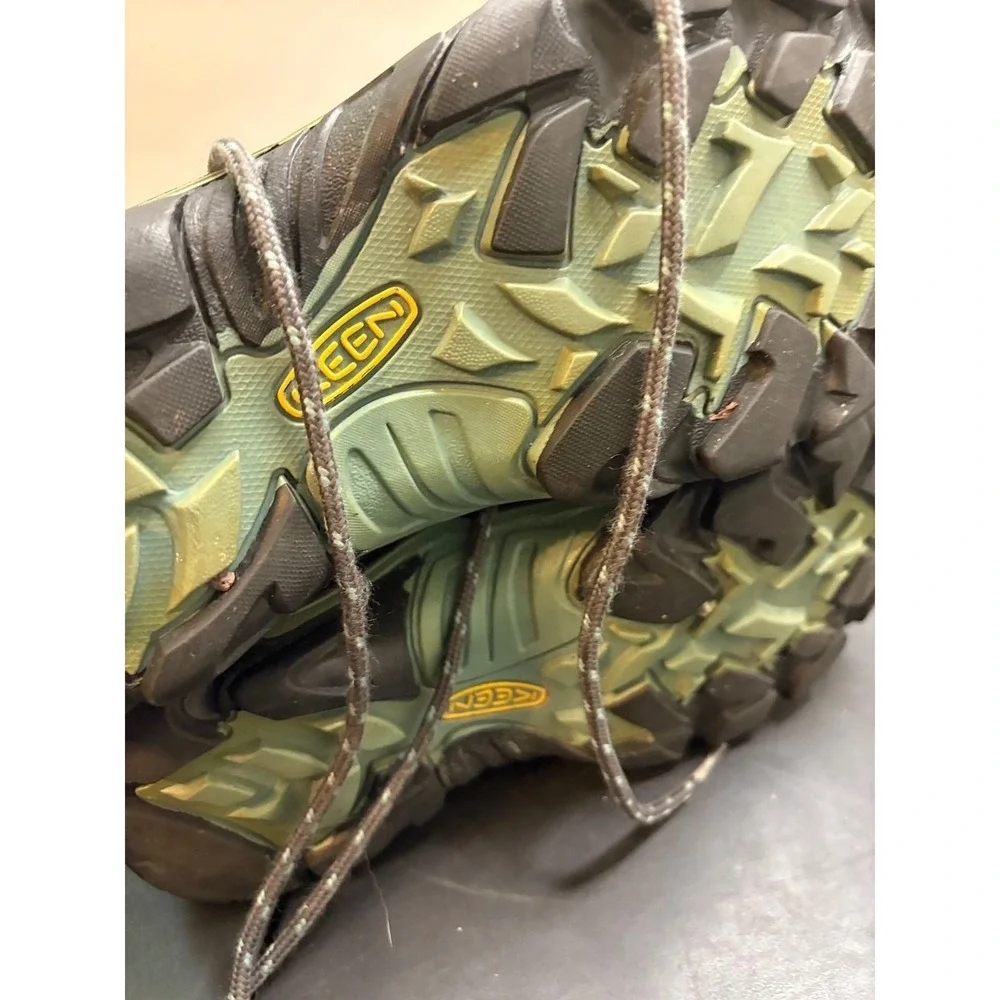 KEEN Durand Polar Waterproof Winter Boots Brown Gray Faux Fur Womens 8.5 1014143